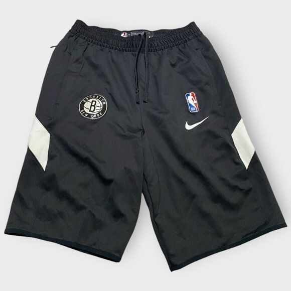 Nike NBA Brooklyn Nets Therma Flex Black Shorts Mens Size M-Tall AV1043-010 New - Picture 1 of 9